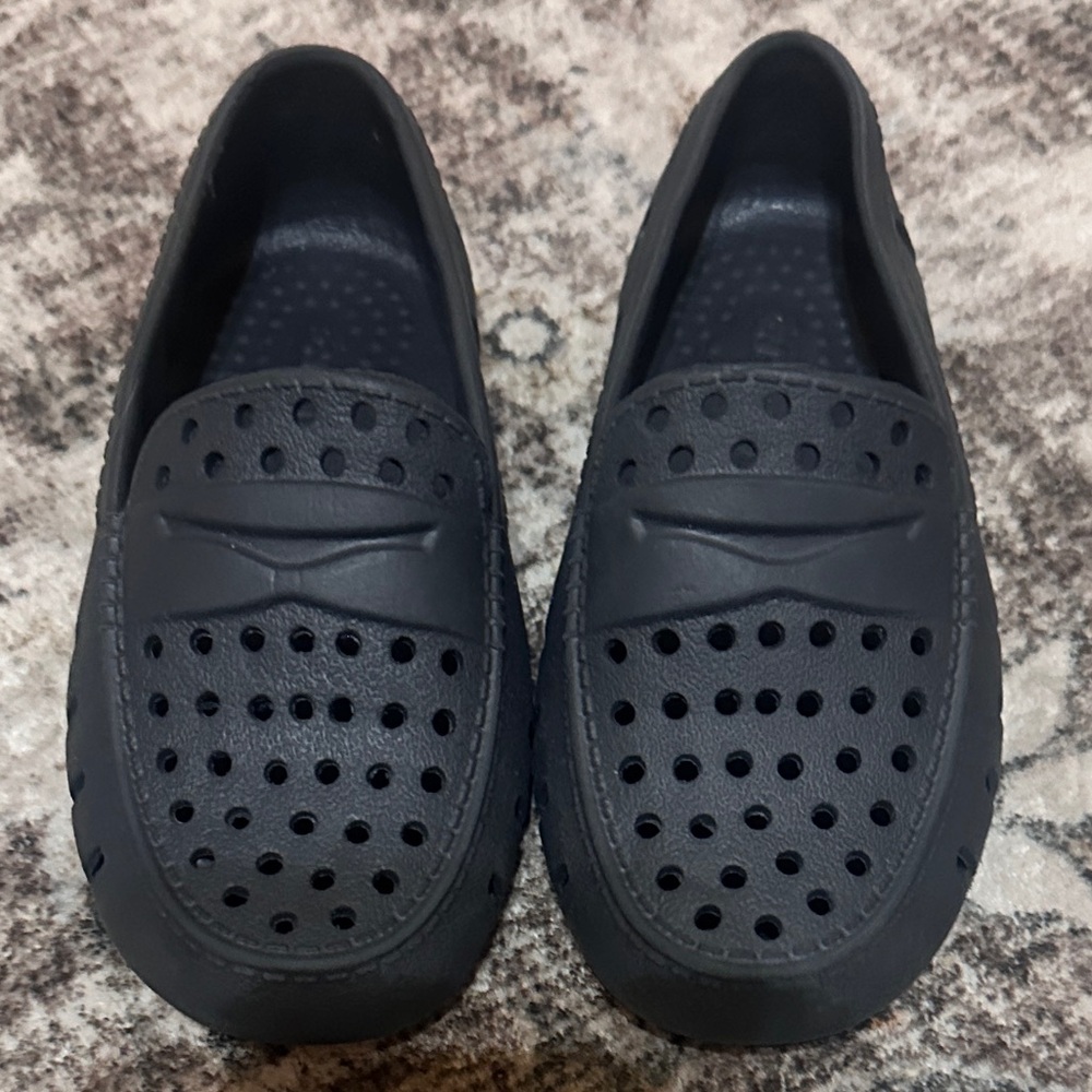 Navy blue floafers